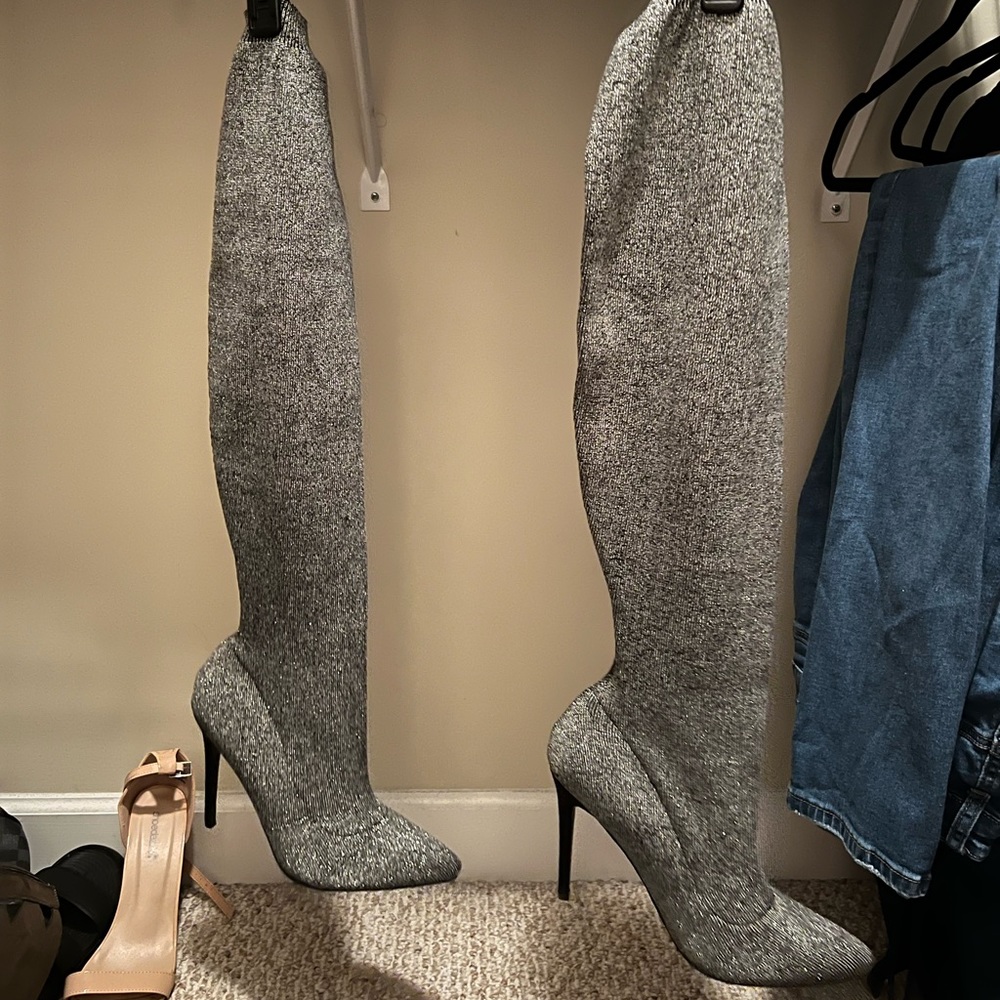 Shoe Dazzle Knee High Heels Size 11